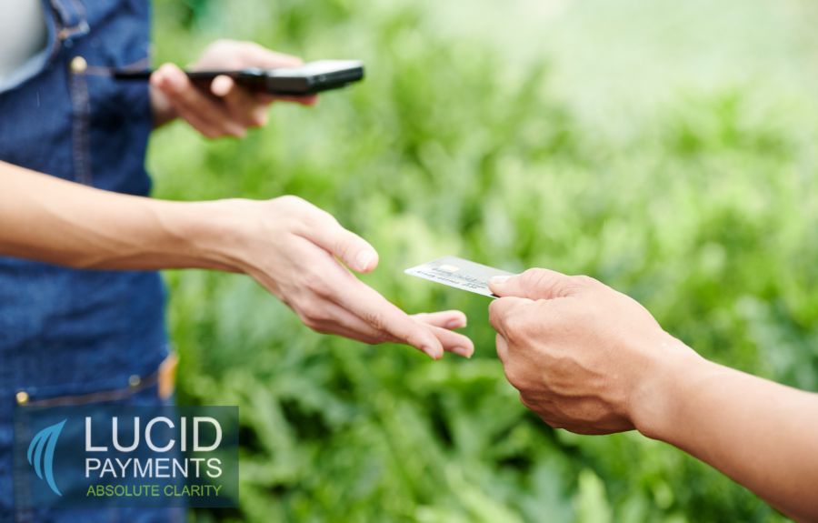 The Benefits of Mobile Payment Solutions for Tradespeople